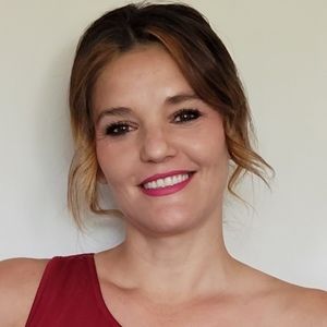 Meet your Posher, Caroline